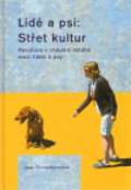 Plot Lidé a psi: Střet kultur