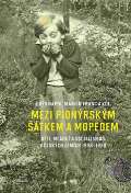 Academia Mezi pionýrským šátkem a mopedem